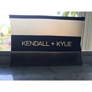 Kendall‎ + kylie Travel Bag
